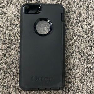 black otter box phone case
